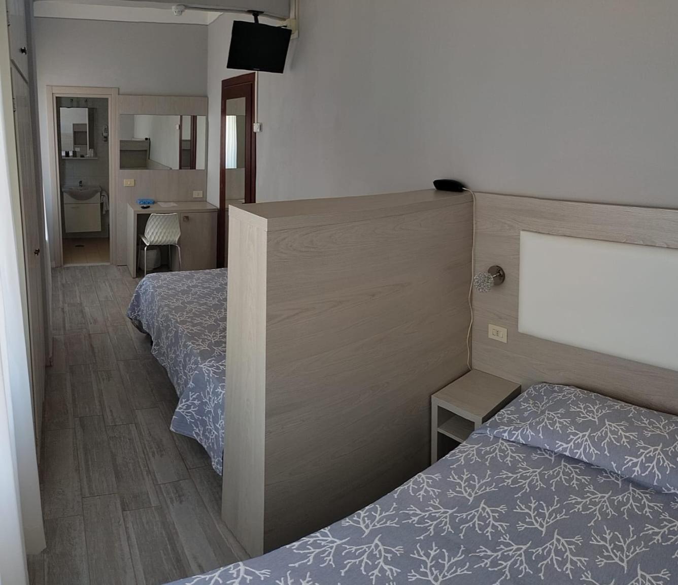 Albergo Battelli (Adults Only) Marina di Pietrasanta Exterior photo