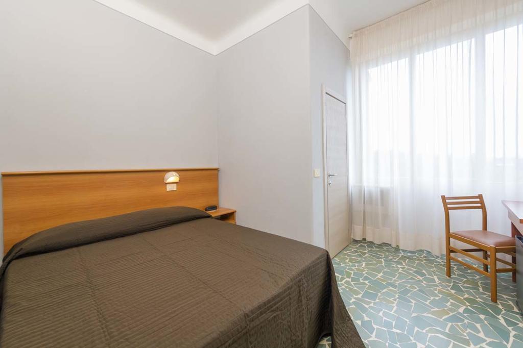 Albergo Battelli (Adults Only) Marina di Pietrasanta Exterior photo