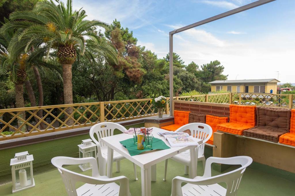 Albergo Battelli (Adults Only) Marina di Pietrasanta Exterior photo