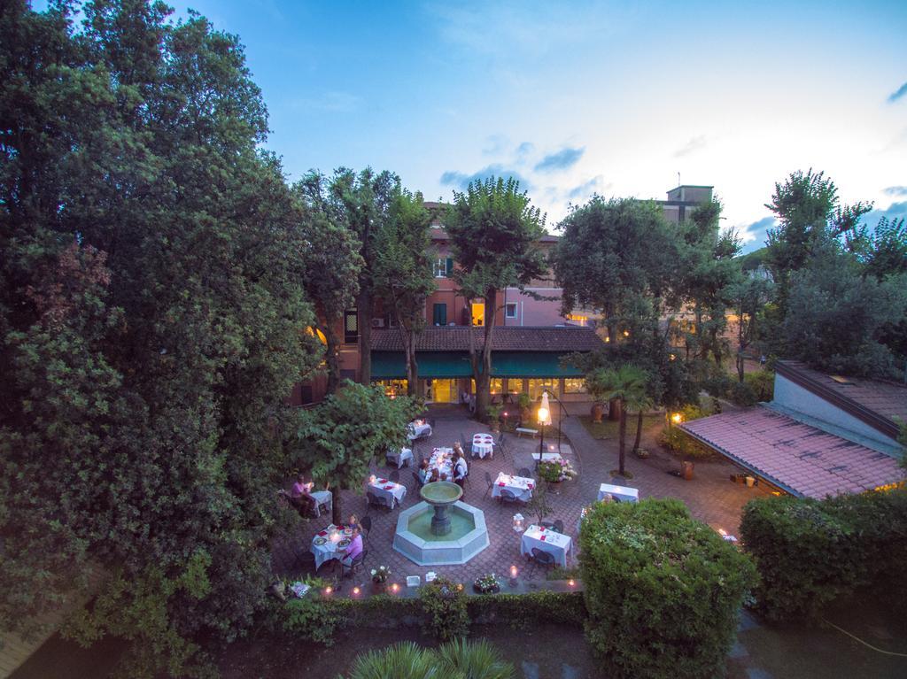 Albergo Battelli (Adults Only) Marina di Pietrasanta Exterior photo