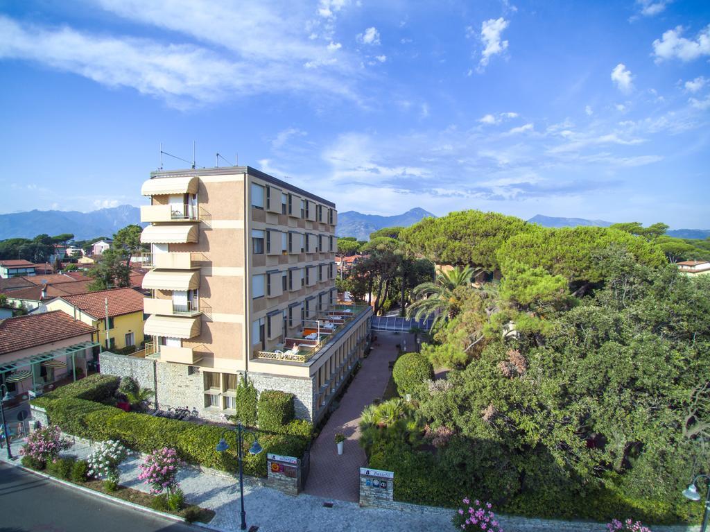 Albergo Battelli (Adults Only) Marina di Pietrasanta Exterior photo