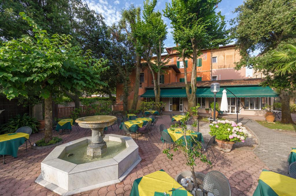Albergo Battelli (Adults Only) Marina di Pietrasanta Exterior photo