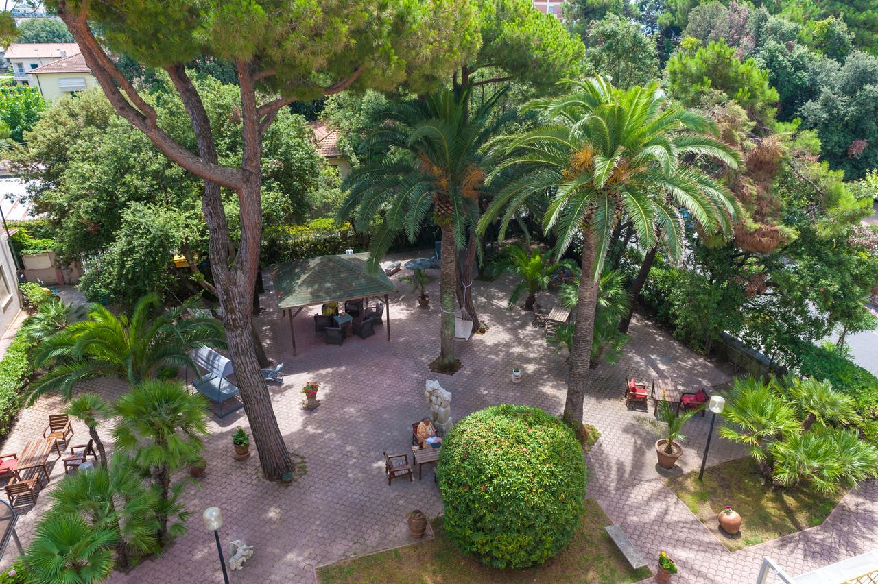 Albergo Battelli (Adults Only) Marina di Pietrasanta Exterior photo